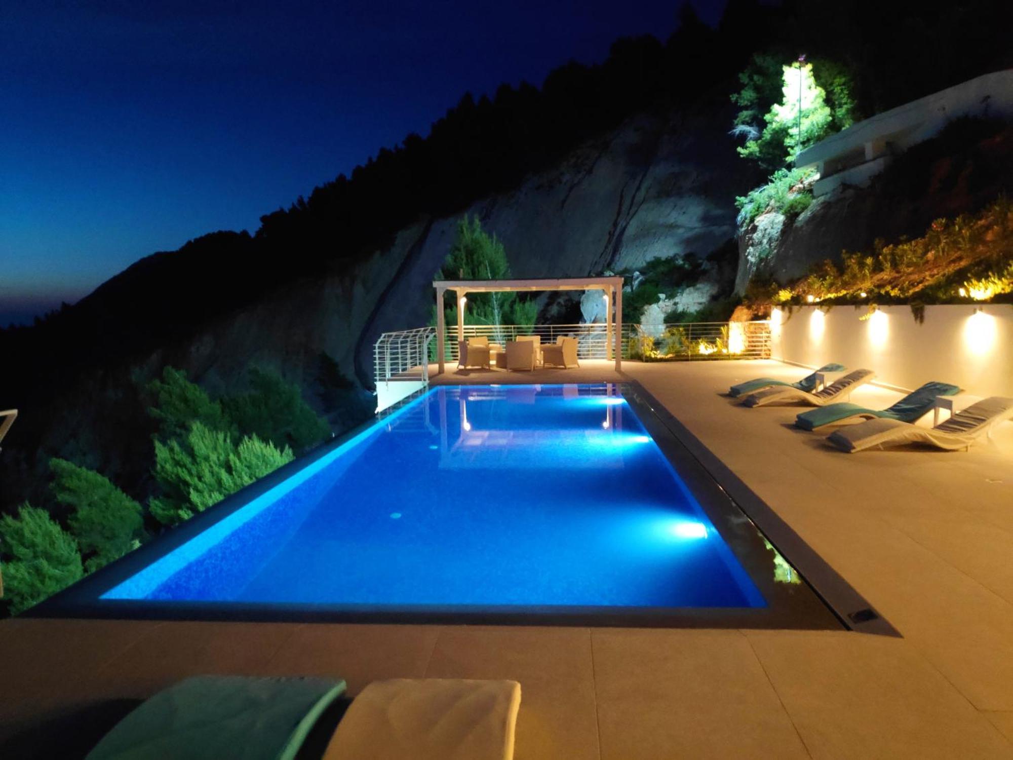 Okeanos Luxury Villas - Resort Athanion Exterior photo